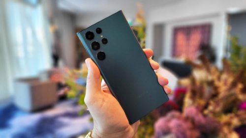 Some Samsung Galaxy S22 Ultras are being hijacked after a factory reset, with no clear fix