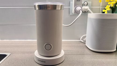 Philips Baristina Milk Frother review: perfectly frothed milk every time, including non-dairy alternatives.