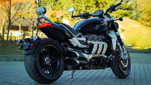 12 Overpowered Motorcycles Beginners Should Steer Clear Of