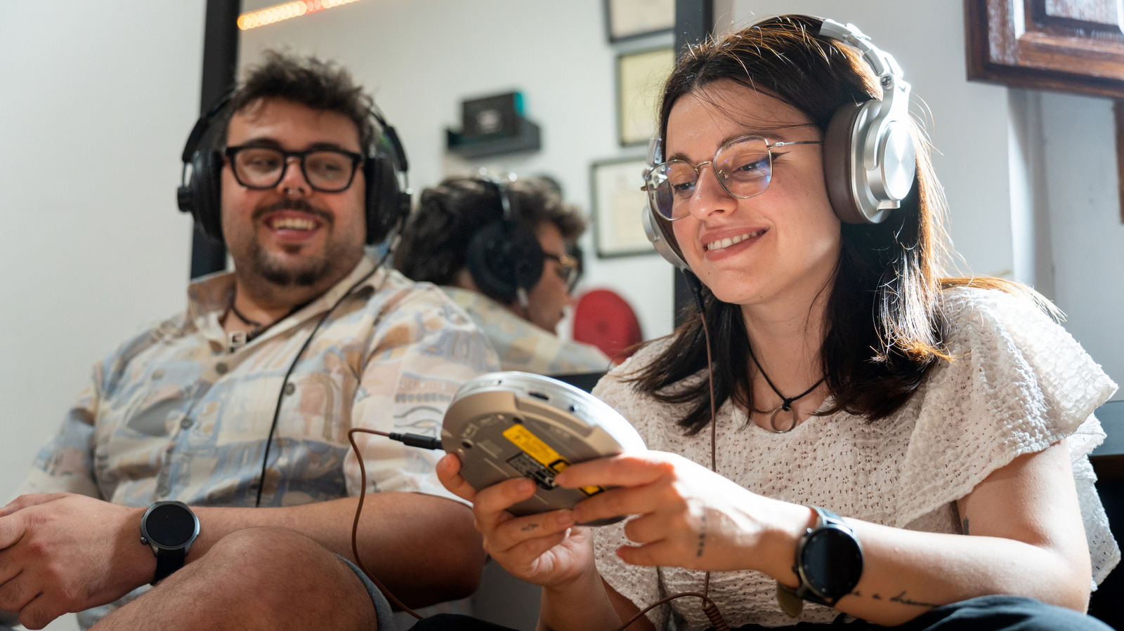 These New Chinese Earbuds Are Winning Over Audiophiles Around The Globe