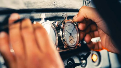 This Year’s Coolest Sub-$1,000 Watch Doesn’t Go on Your Wrist