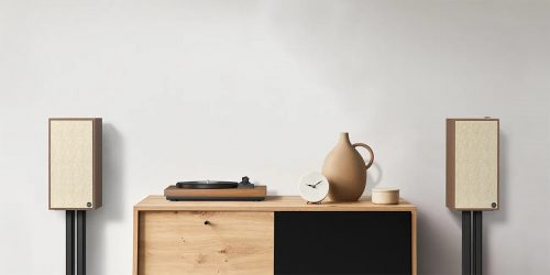 Klipsch’s Vintage-Inspired Bookshelf Speakers Are Nearly Half Off
