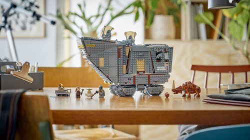Exclusive: Lego just revealed a new Star Wars Sandcrawler set inspired by The Mandalorian