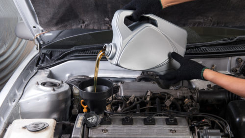 This Is The Best Time Of The Week To Get An Oil Change, According To Experts