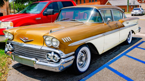 Why Automakers Abandoned These Popular Windshields During The 1960s