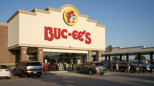 Definitely Think Twice Before Parking Your RV Overnight At A Buc-Ee’s