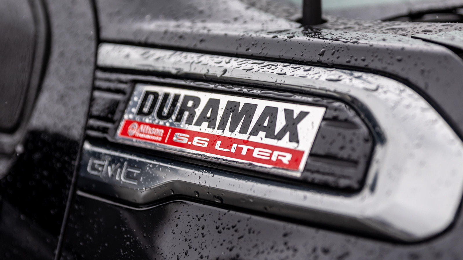 Duramax L5P Vs LBZ: What’s The Difference Between These Diesel Engines?