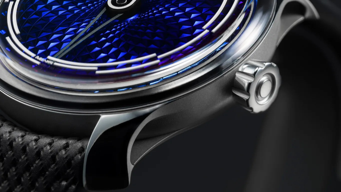 This Striking Everyday Watch’s Groundbreaking Dial Ensures You’ll Never Get Bored