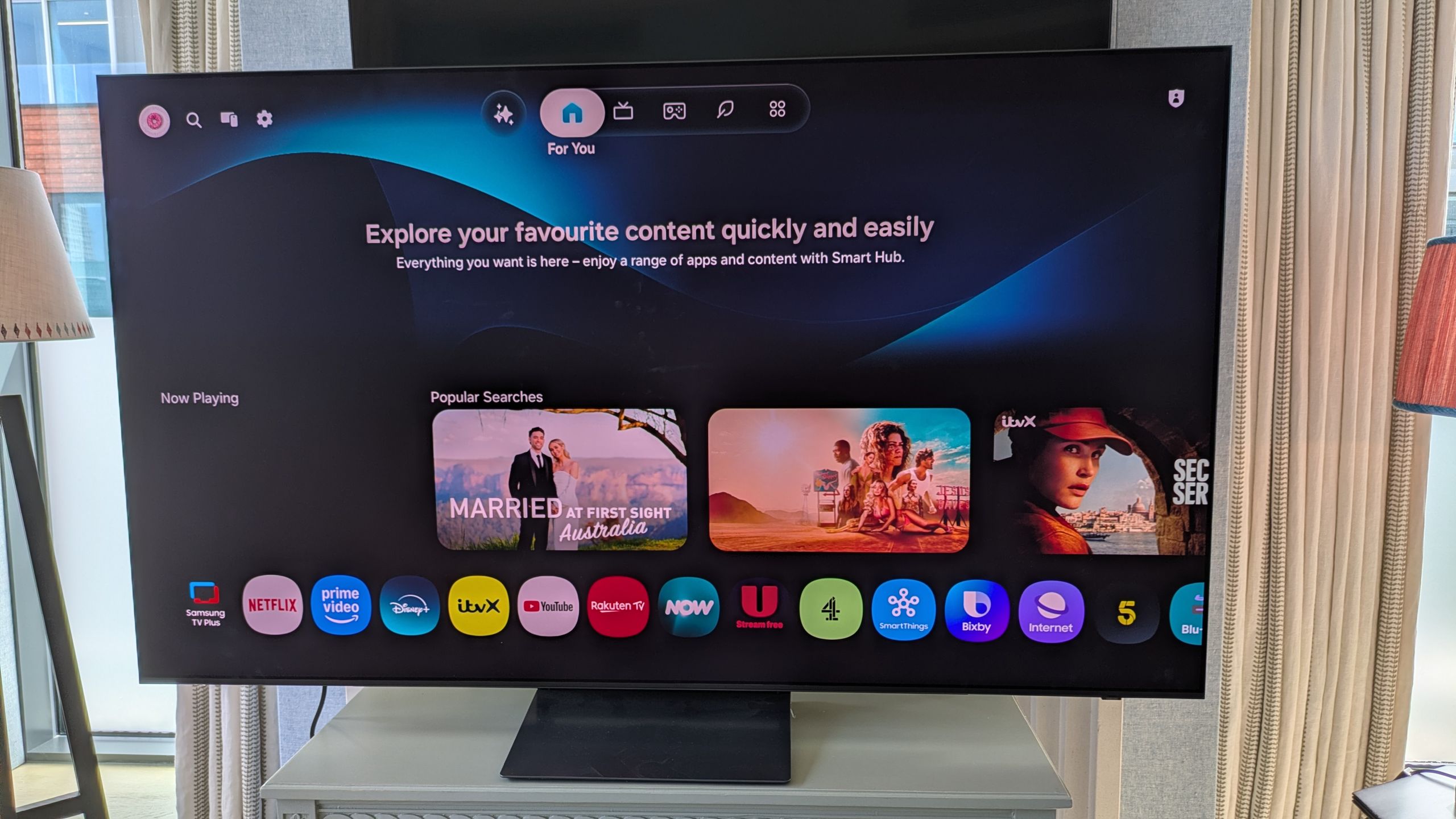 I saw Samsung’s new mid-range OLED TV and its controversial Glare Free screen — and based on my first look, it could be a real challenger to the LG C6