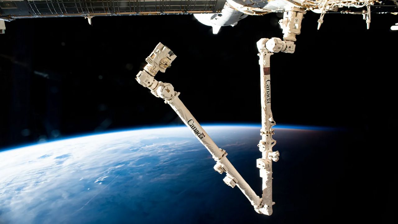 Astronauts get ready to repair ISS robotic arm
