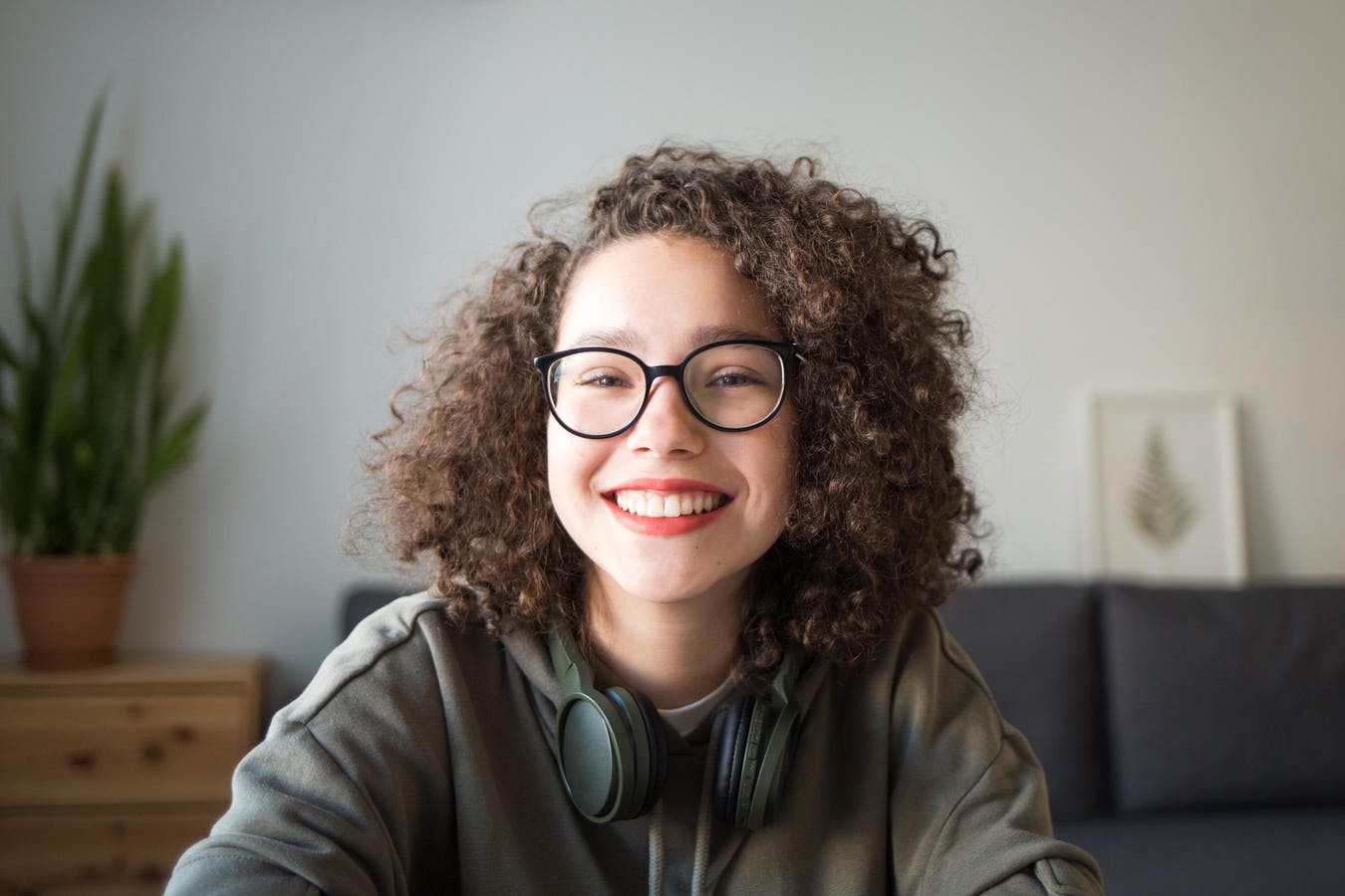 How To Use ChatGPT To Launch A Teen Side Hustle This Summer