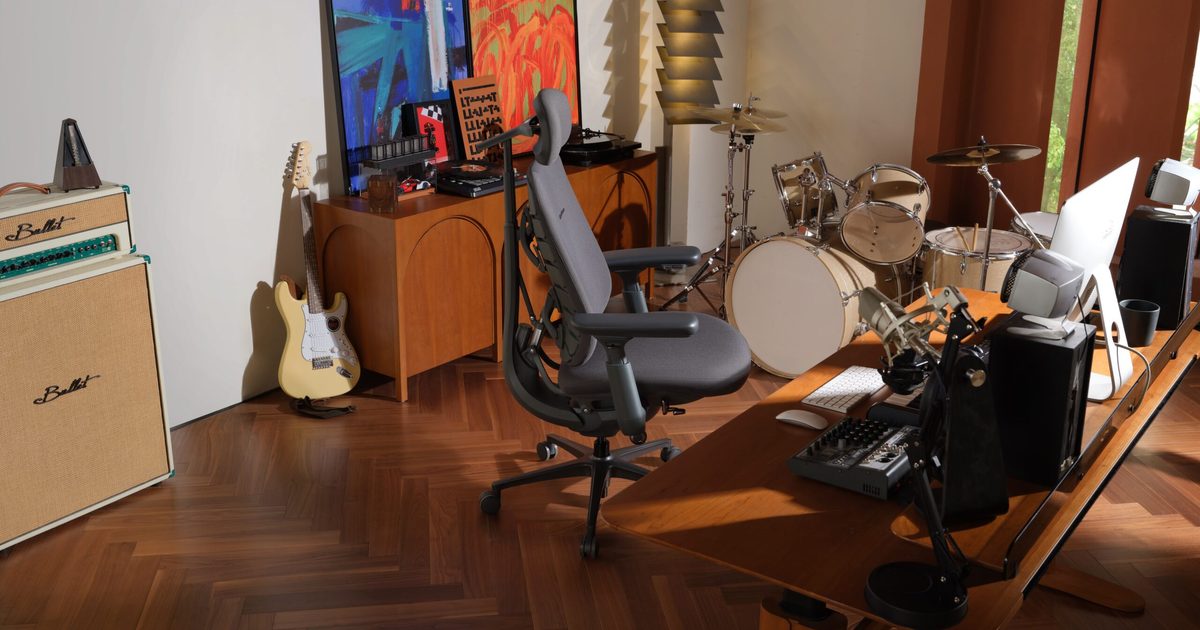 We Sit All Day Now and LiberNovo Thinks That Needs Fixing