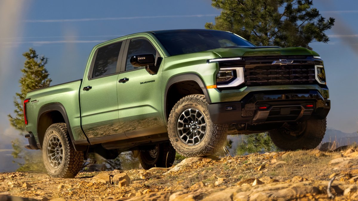 2027 Chevy Silverado Enters the Fight With New Small-Block V8s, Fresh Looks