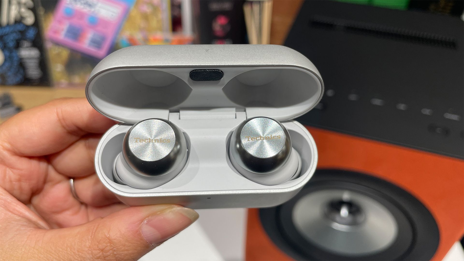 Looking for some new earbuds for your commute? These Award-winning Technics are now at their lowest price