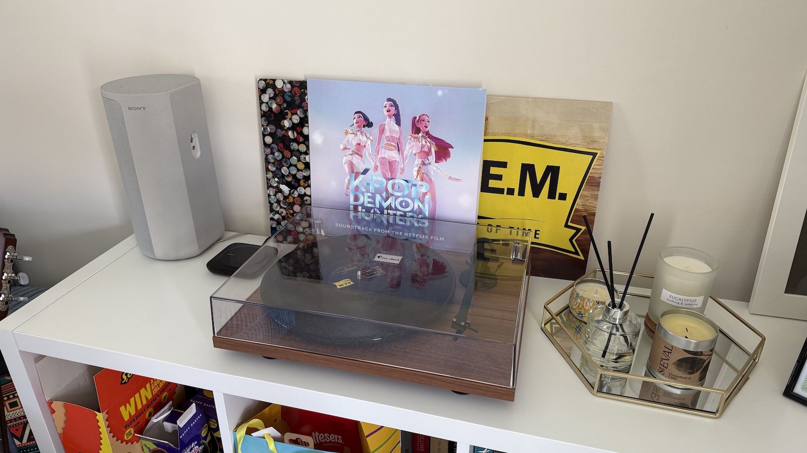The turntable and hi-res music streamer I use at home are both on sale – build a best of both worlds system like mine