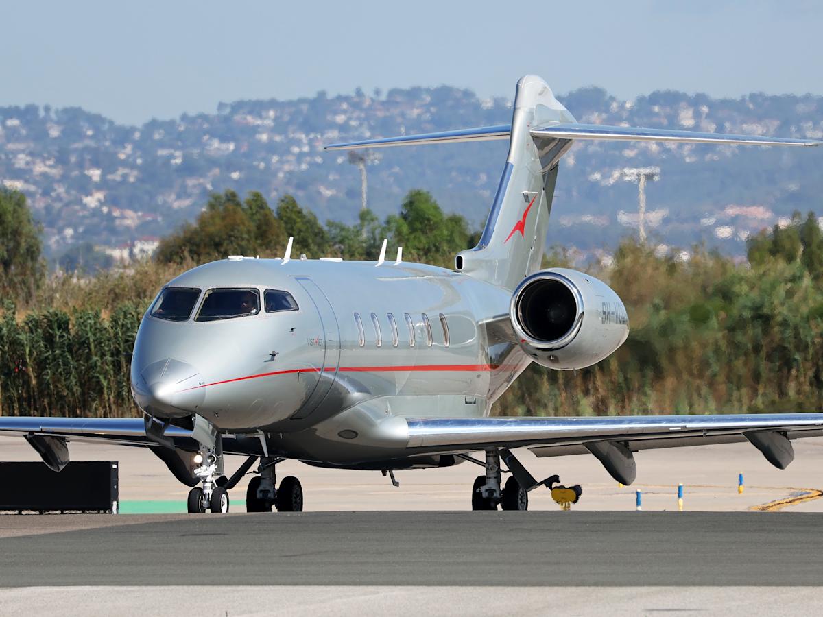 Newly wealthy private jet buyers are skipping the starter PJ and going bigger, private aviation CEO says
