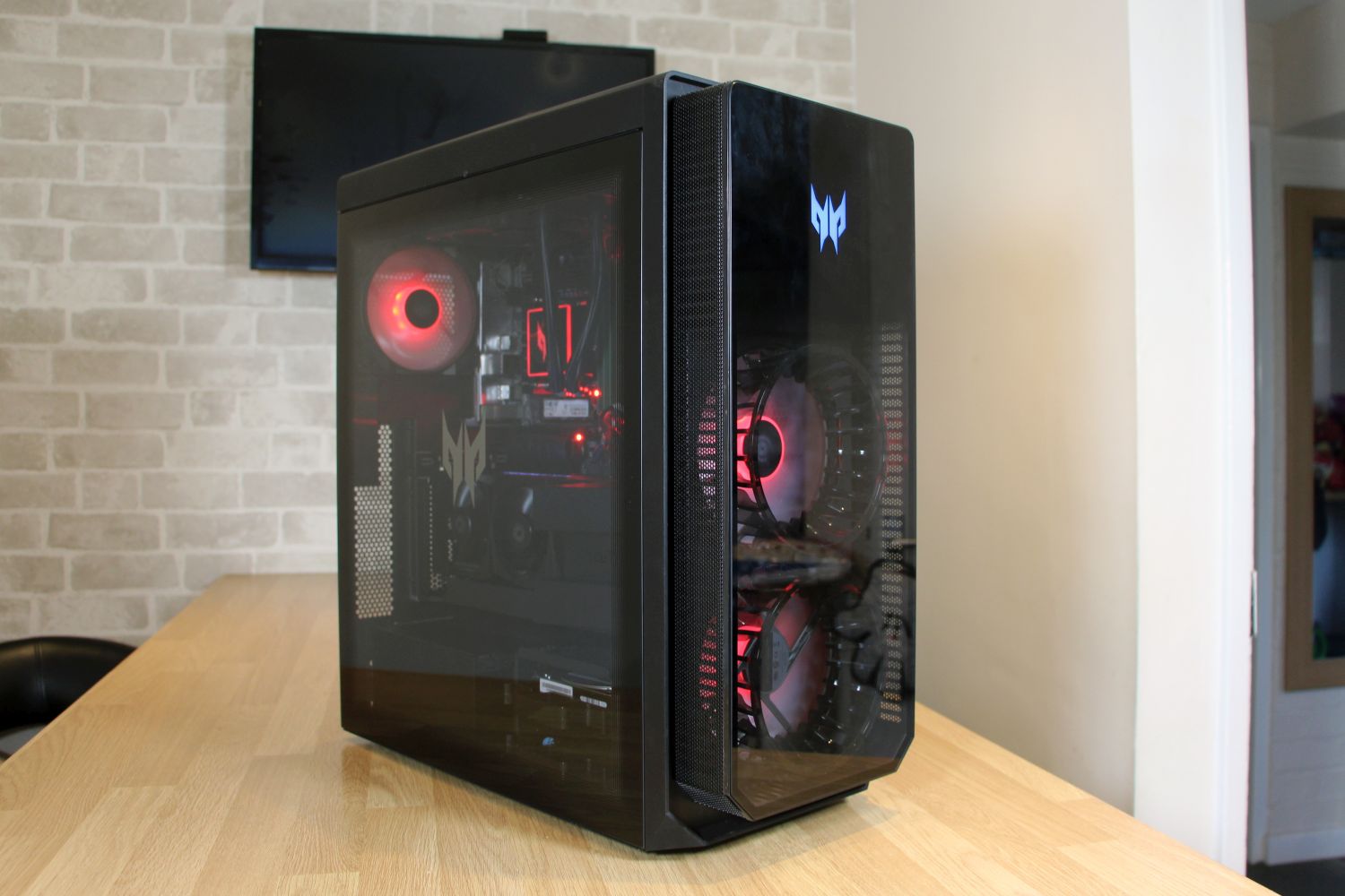 Acer Predator Orion 7000 (2022) Review