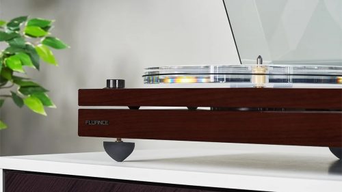 A Giant of Affordable Hi-Fi Just Introduced a Standout Audiophile Turntable