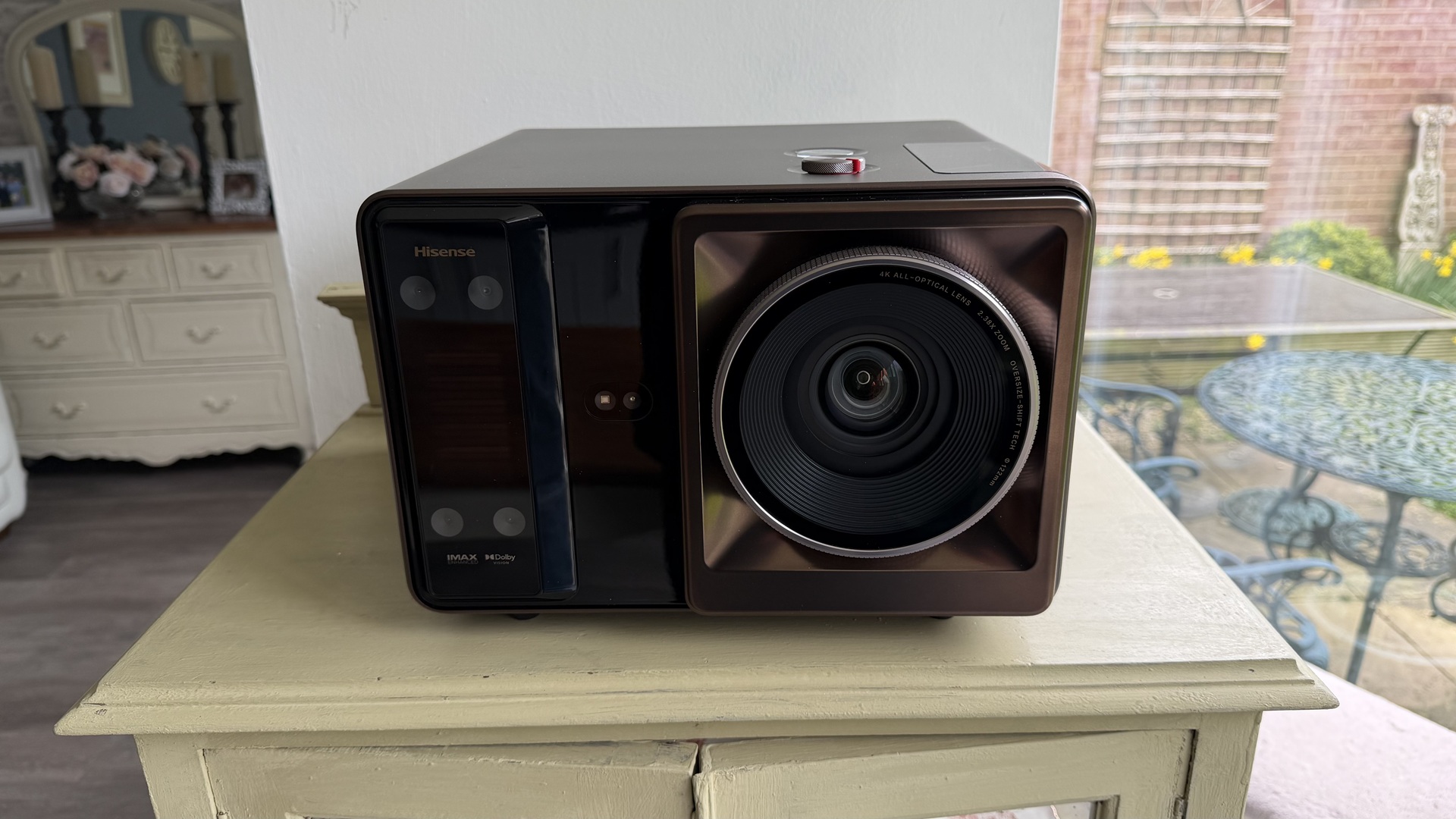 Hisense XR10 Review