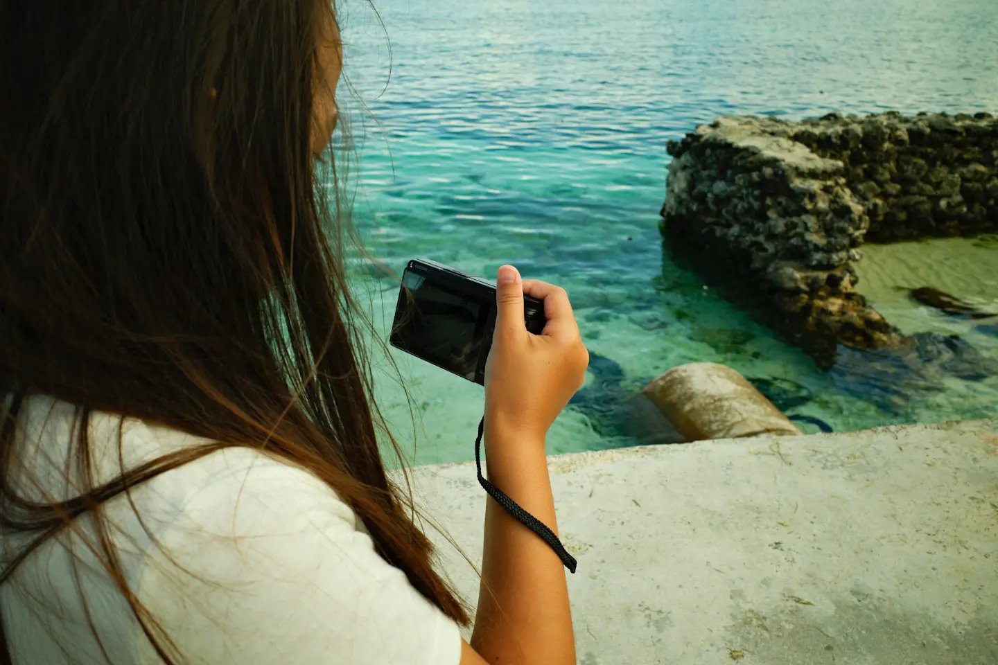 Best Cameras for Beginners in 2026 (Don’t Waste Your Money)