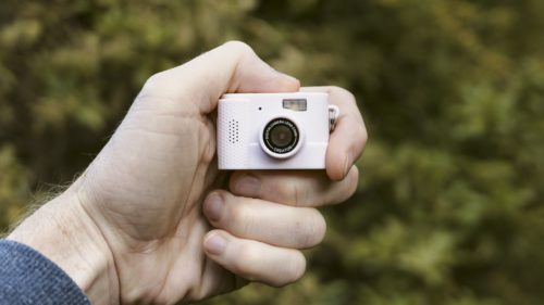 Forget the Kodak Charmera — this miniature digital camera is even smaller, even cheaper, and features a mini torch!