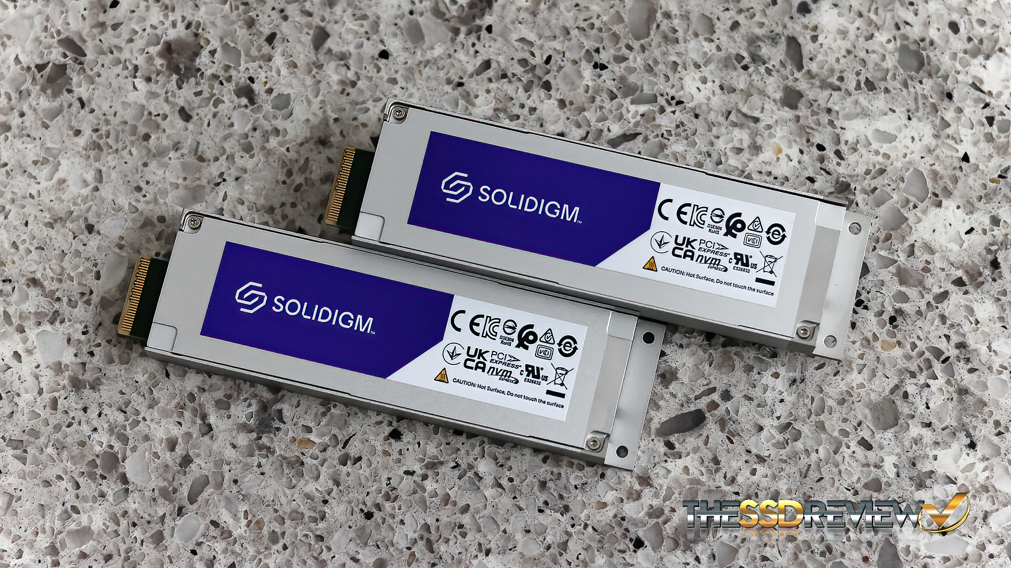 Solidigm D7-PS1010 7.68TB Data Center SSD Review – Nearing Perfection in a E1.S Form Factor