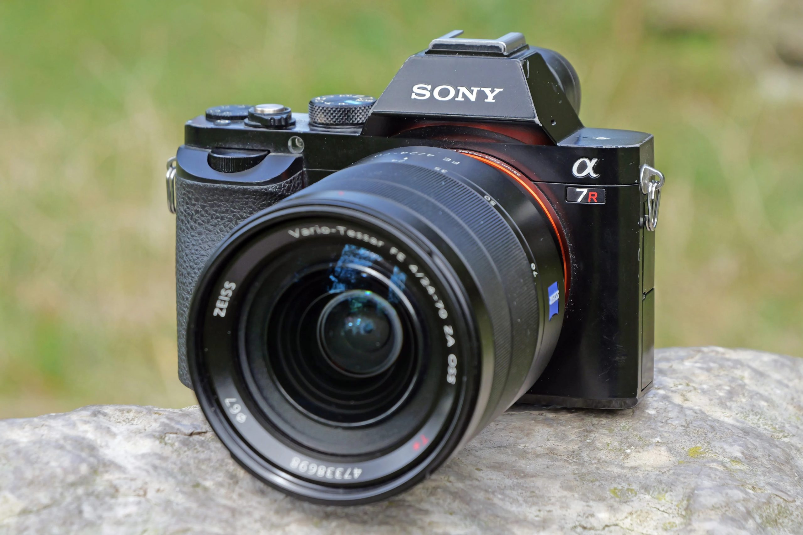 Mirrorless Milestones – 18 years of the cameras that killed the DSLR