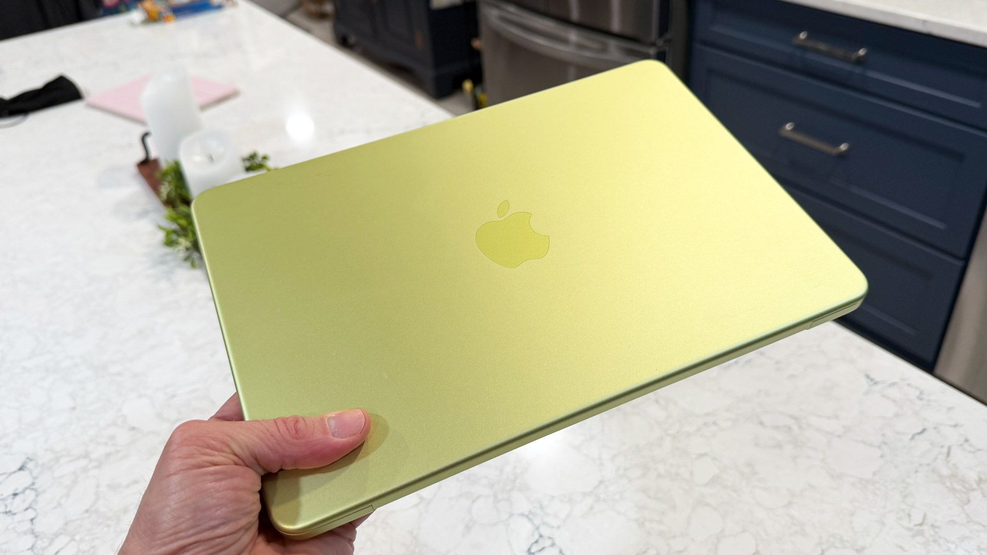 I gave my wife a MacBook Neo for 2 weeks and she’s going back to Windows, here’s why