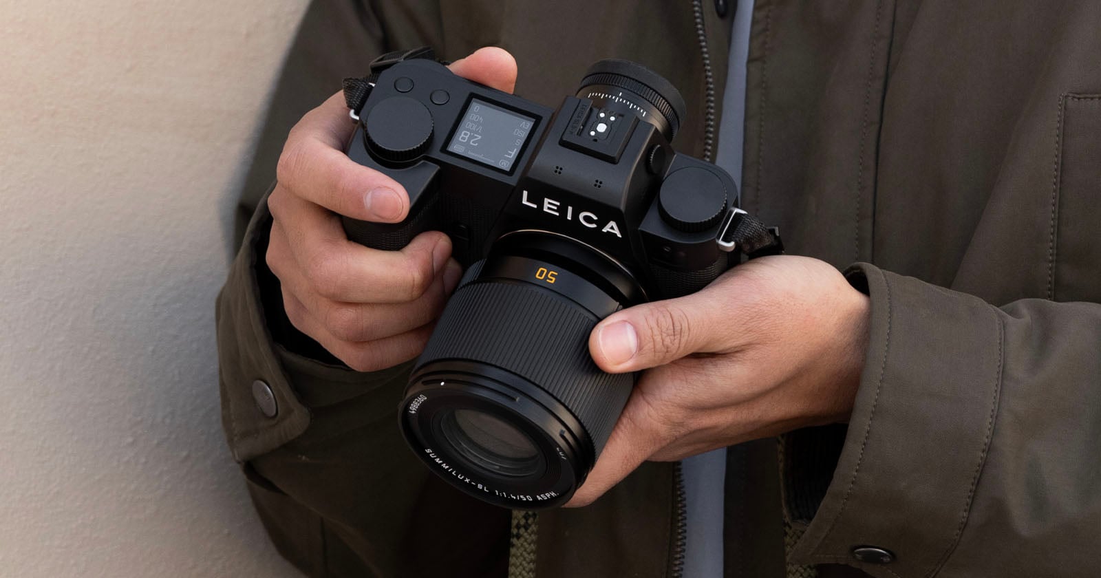 The Leica 50mm f/1.4 for L-Mount Is the Most Compact on the Market