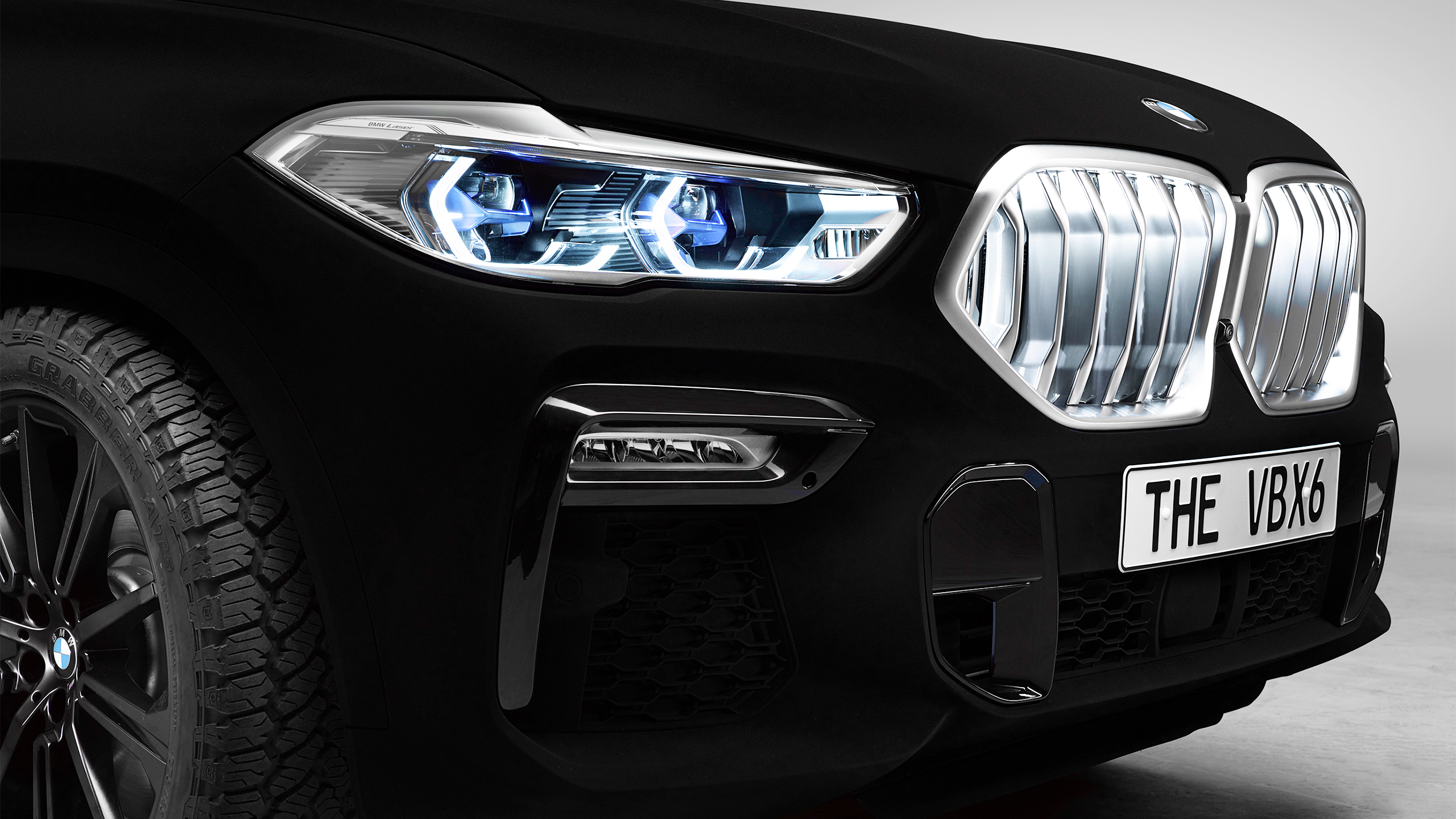 China’s New Blackest Black Paint Absorbs 99.9% Of Light. BMW’s Did 99.965% | Carscoops