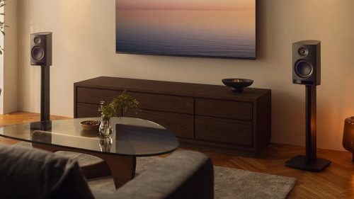 A Japanese Hi-Fi Great’s New Bookshelf Speakers Are Targeting Modern Audiophiles