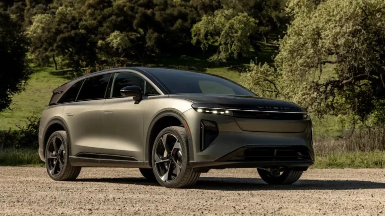 Luxury EV-maker Lucid Motors laying off 18% of US workforce, COO resigns