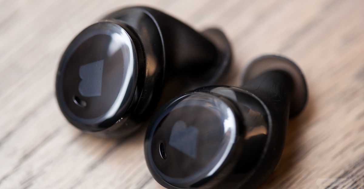 Bragi Dash review: wireless earbuds are still an unfinished dream