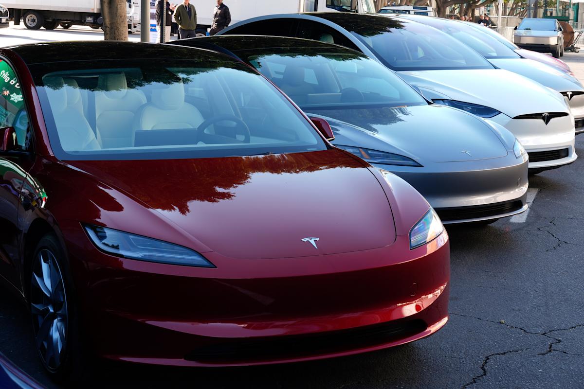 Tesla leads Cars.com’s American-Made Index again, even as EV sales slump