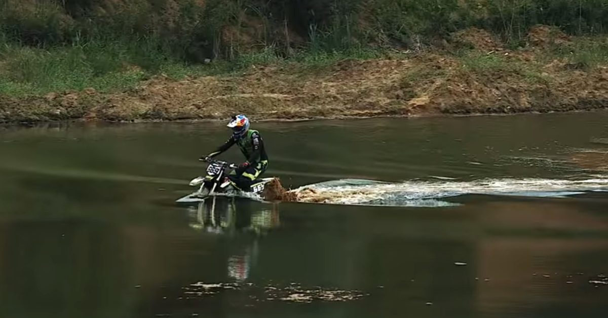 Watch this electric motorcycle ride completely submerged in water (seriously)