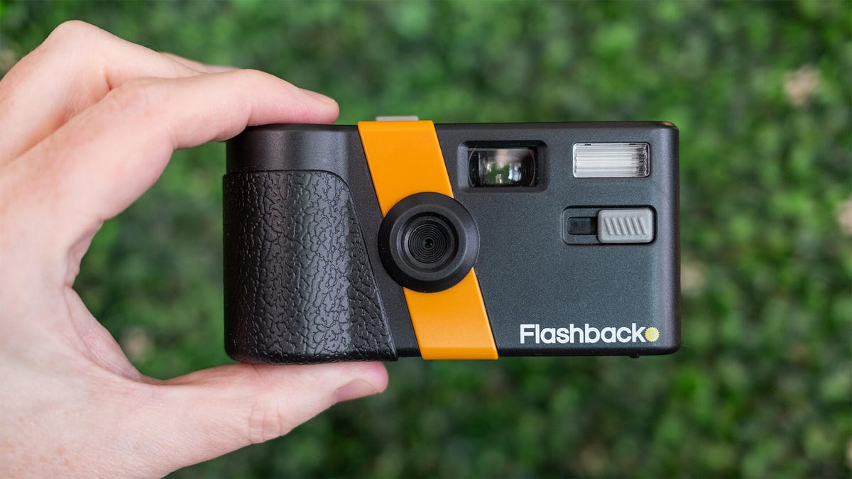 Flashback One35 V2 Review: A Digital Camera That Thinks It’s a Disposable Film Camera