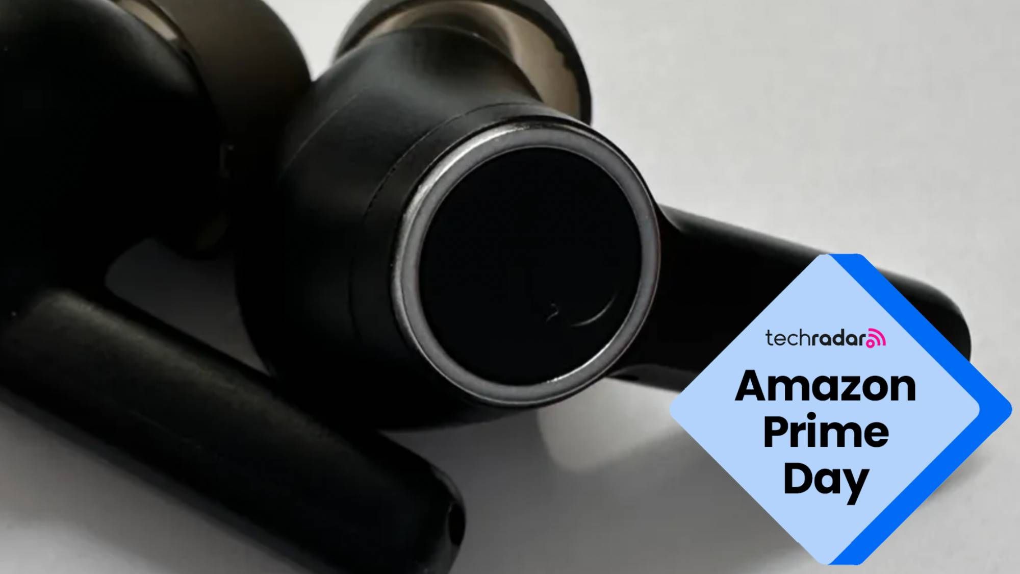 I switched to headphones years ago after earbuds kept disappointing me, but when I started using these affordable but dynamic earbuds from Cambridge, I felt ready to embrace in-ear hardware once more