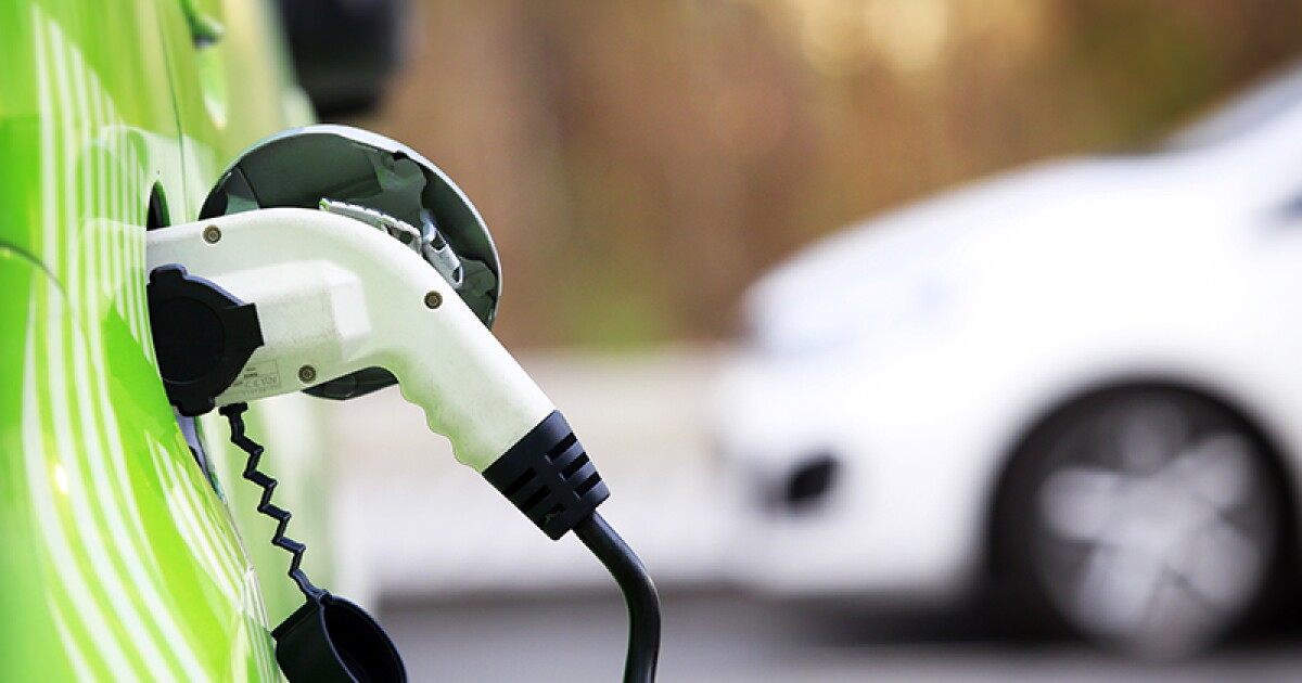 Canadian EV Market Looks to Regain Momentum