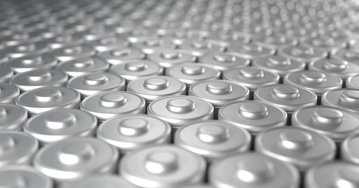 Dead lithium batteries revived to 95% capacity via electrochemical bath