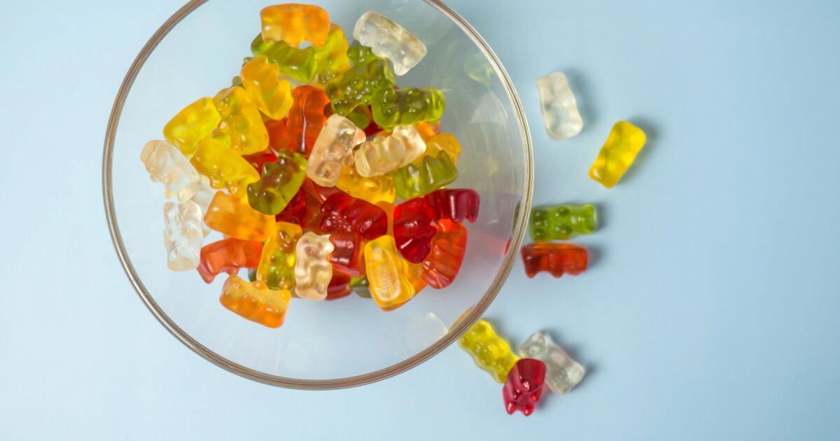After-meal gummies deliver army of good bacteria to fight gum disease