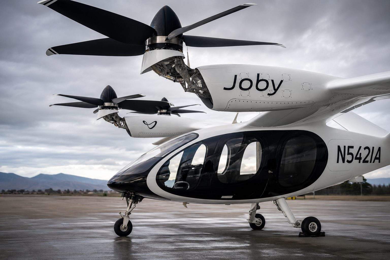 Joby Aviation stock falls as heavy volume tests eVTOL rally