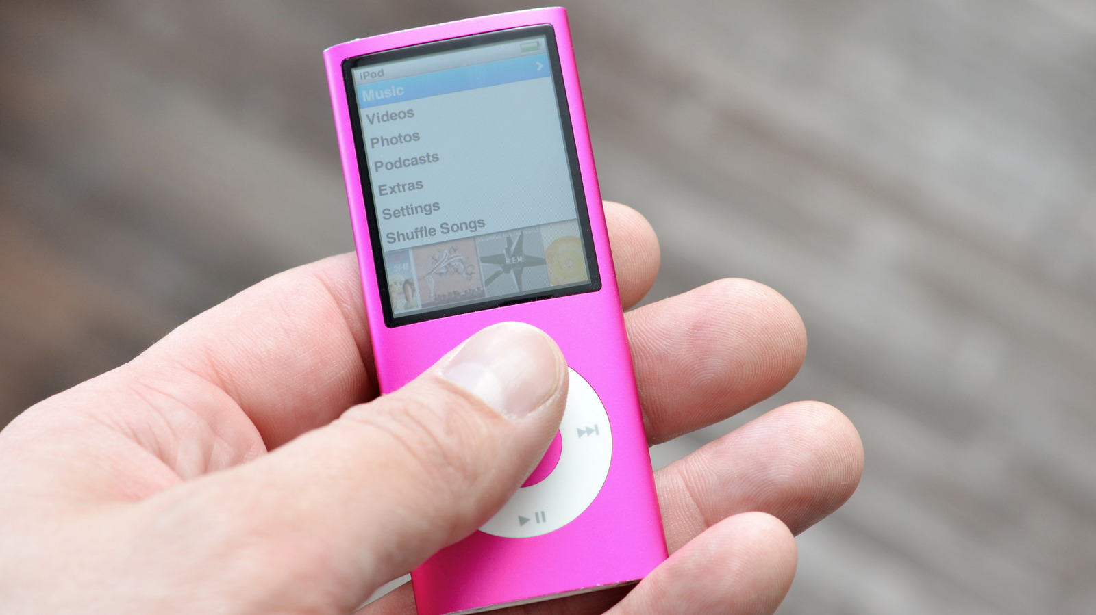 Gen-Z Is Buying Up Old-School iPods, And It’s Not Hard To See Why