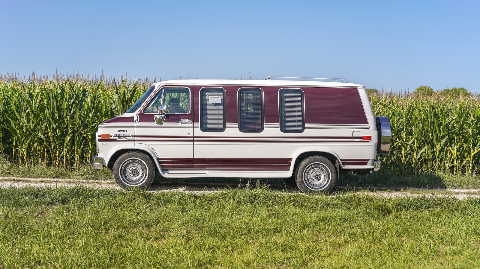 If You Grew Up In The ’90s, You Definitely Remember These Cars
