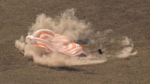 Why Russian Spacecraft Land On Solid Ground – But NASA Splashes Down In The Ocean