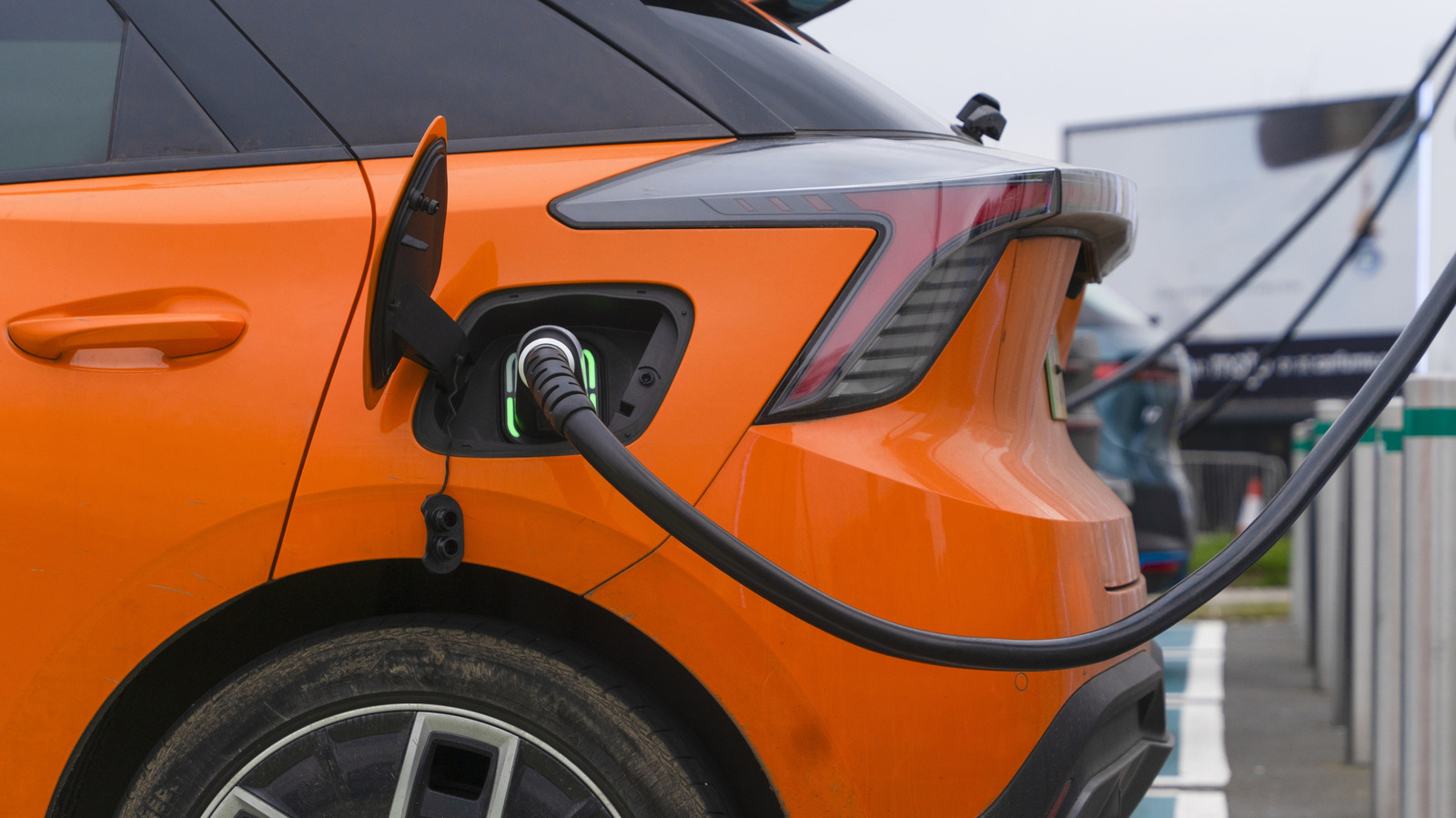 Your EV Could Make You Money While It’s Parked, But Might Cost You In The Long Run