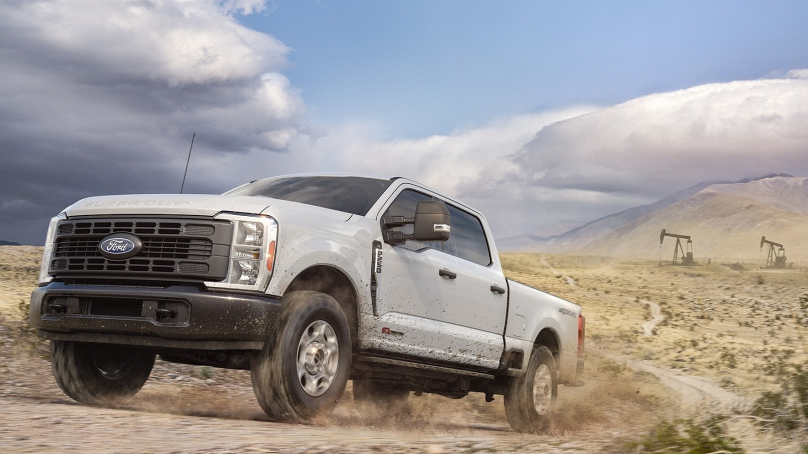 The 2027 Ford Super Duty Lineup Will Have New Standard Gas & Diesel Engines – SlashGear