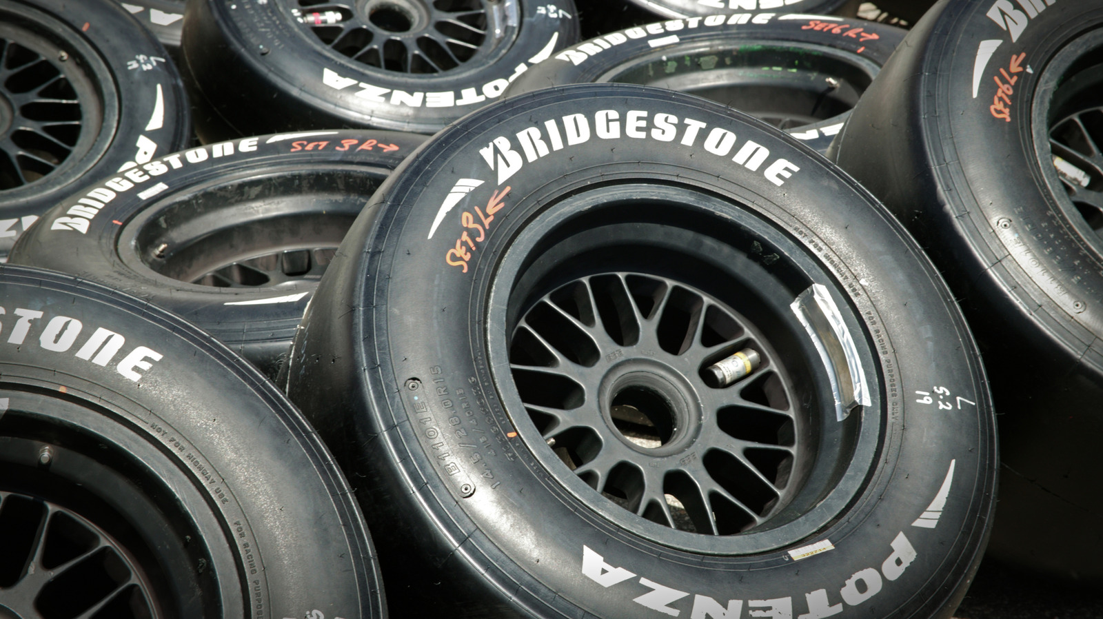 What’s The Difference Between Bridgestone And Firestone Tires? – SlashGear