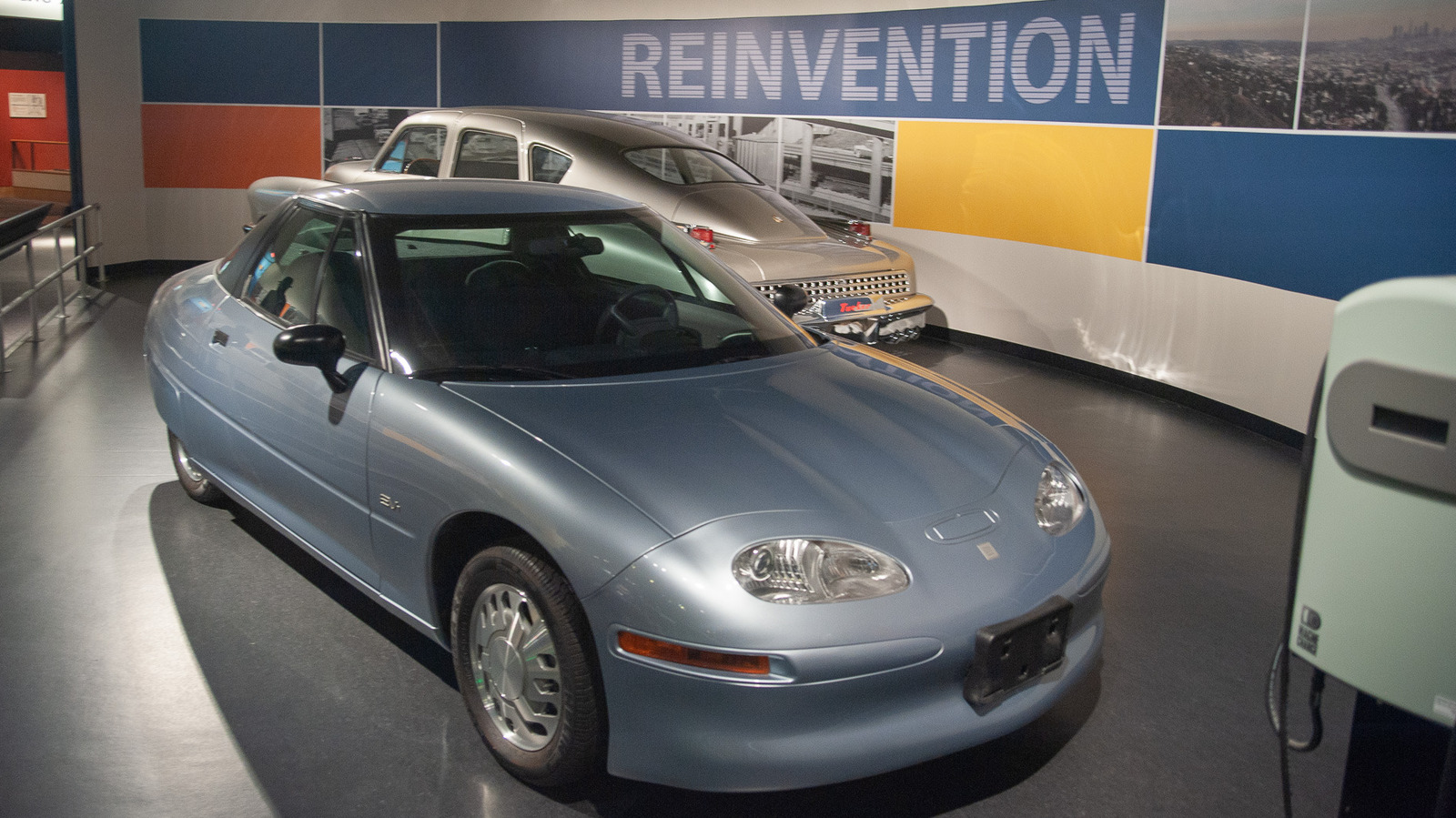 12 Cars That Were Way Ahead Of Their Time – SlashGear
