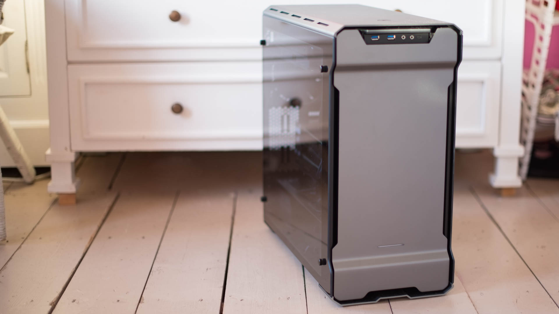 Overclockers Titan Gladius Review