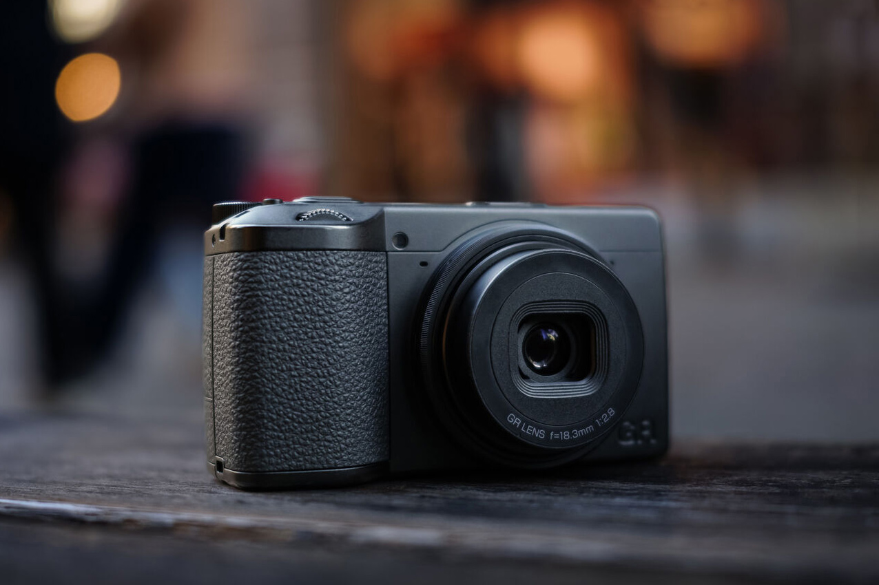 Nine out of 10 sales for ‘as new’ cameras in Japan are compact cameras, with the DSLR nowhere to be seen!